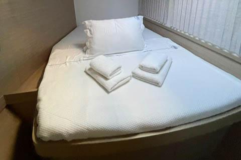 Lagoon 42 - 4 + 1 cab., picture 19