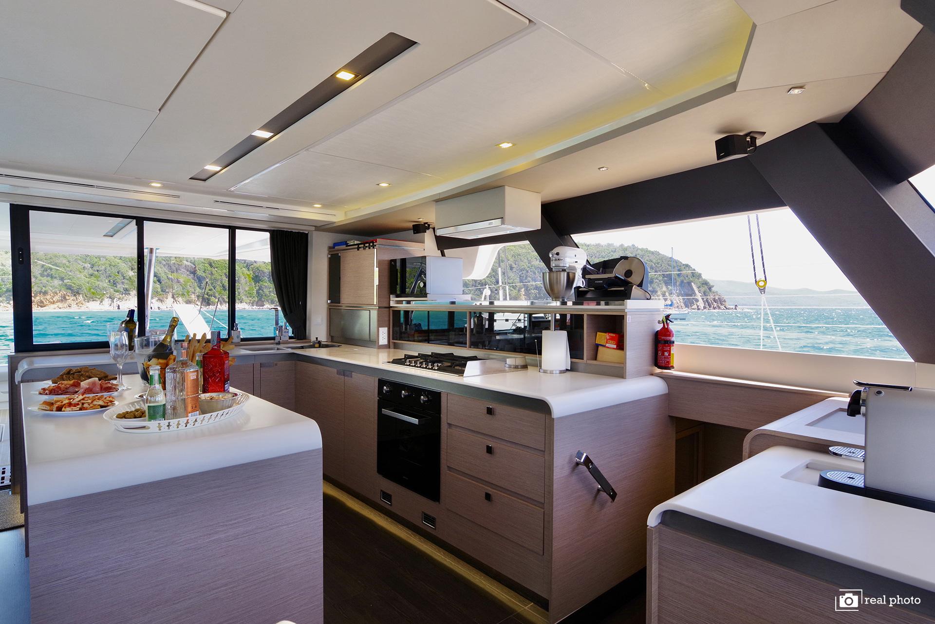 Fountaine Pajot Samana 59 - 5 + 2 cab., picture 14