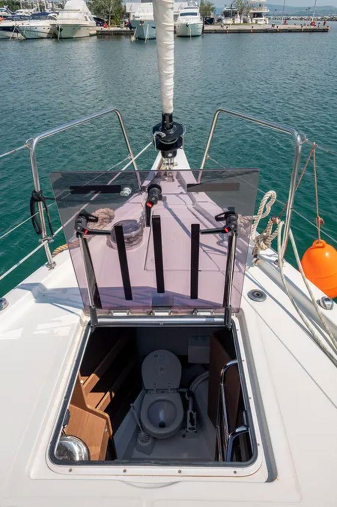 Oceanis 51.1 - 5 + 1 cab., picture 8