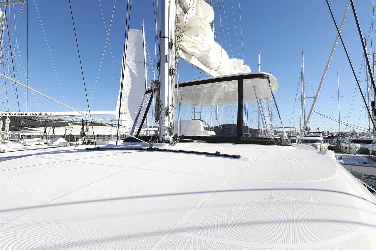 Lagoon 50 - 6 + 1 cab., picture 16