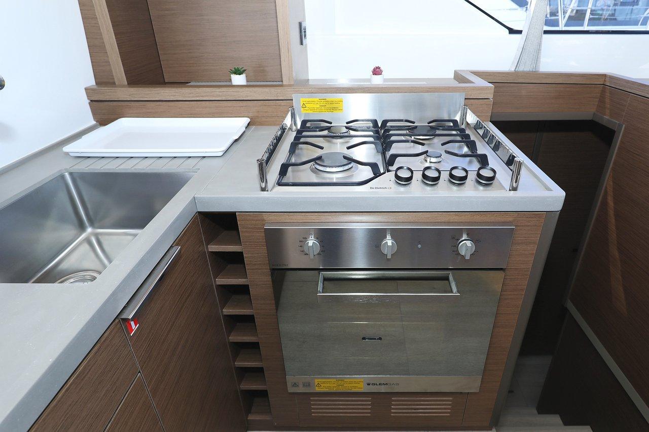 Lagoon 50 - 6 + 1 cab., picture 32