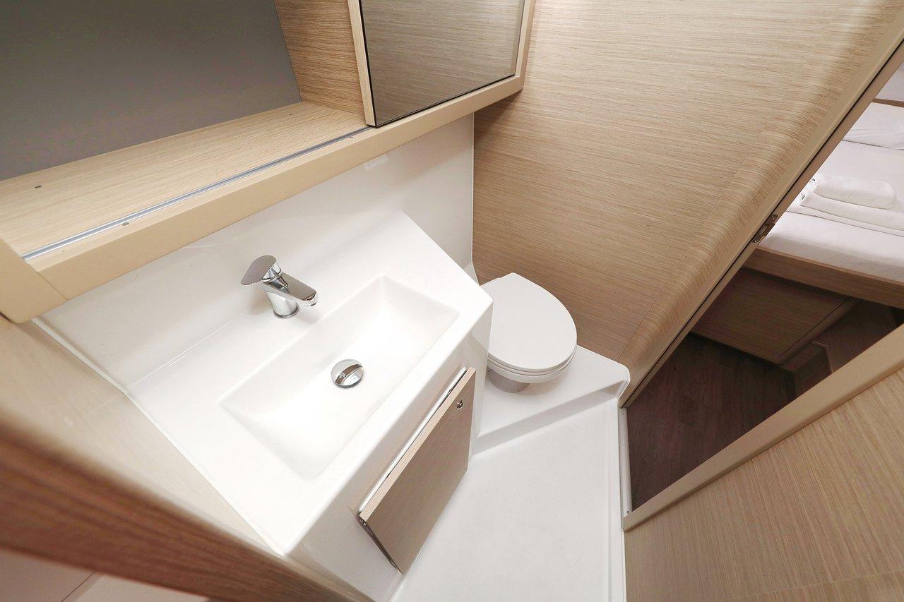 Lagoon 42 - 4 + 2 cab., picture 57