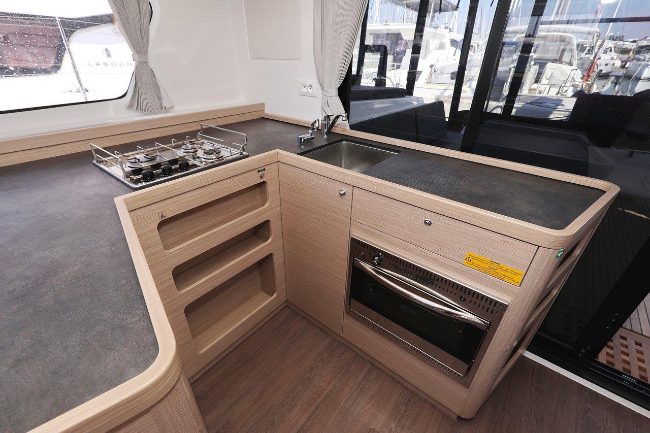 Lagoon 42 - 4 + 2 cab., picture 31