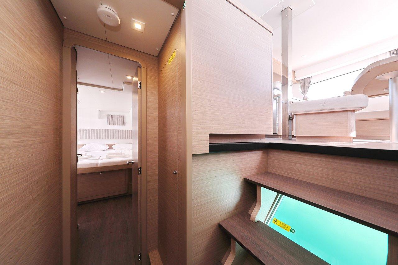 Lagoon 42 - 4 + 2 cab., picture 27