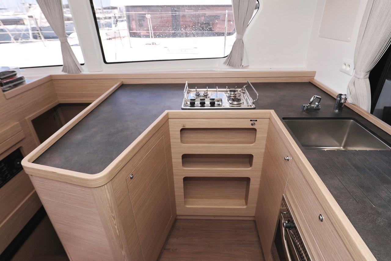 Lagoon 42 - 4 + 2 cab., picture 29