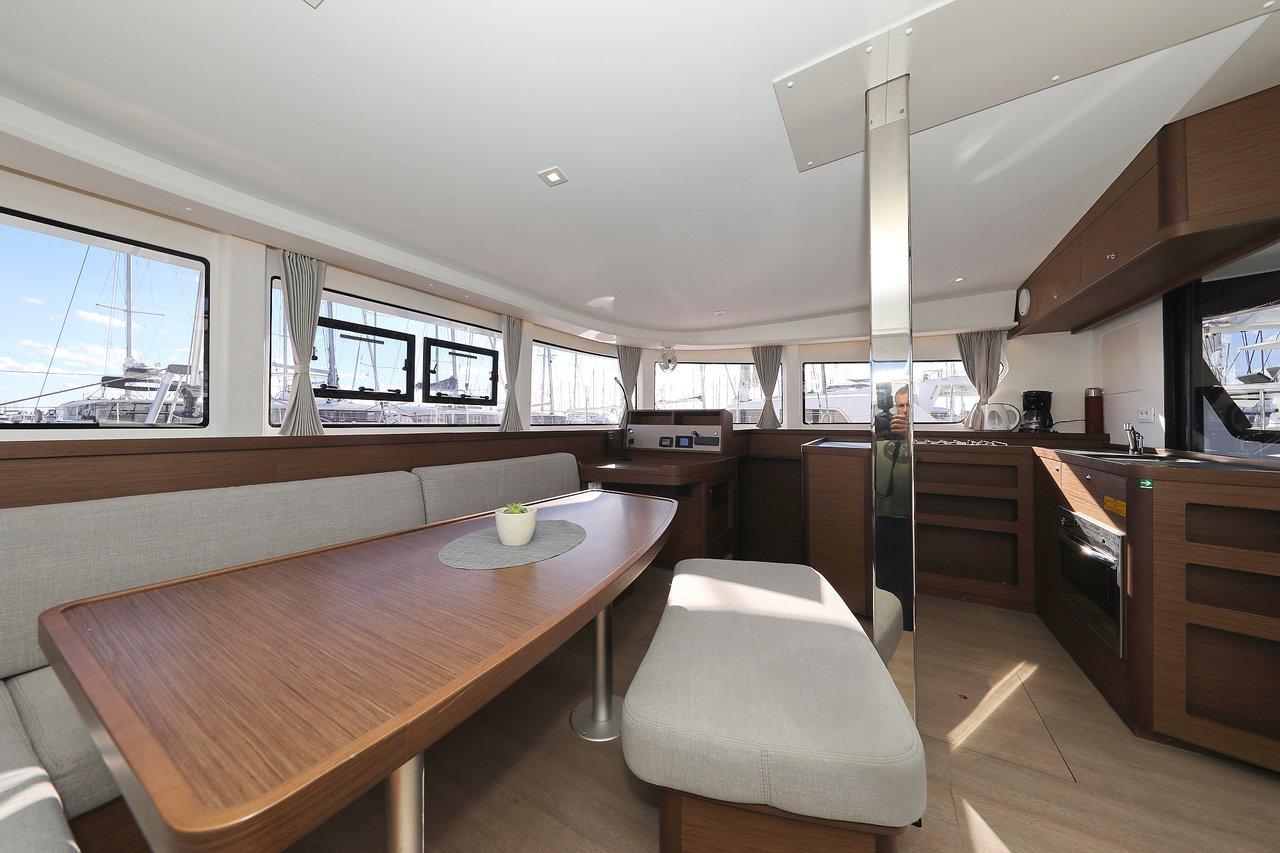 Lagoon 42 - 4 + 2 cab., picture 22