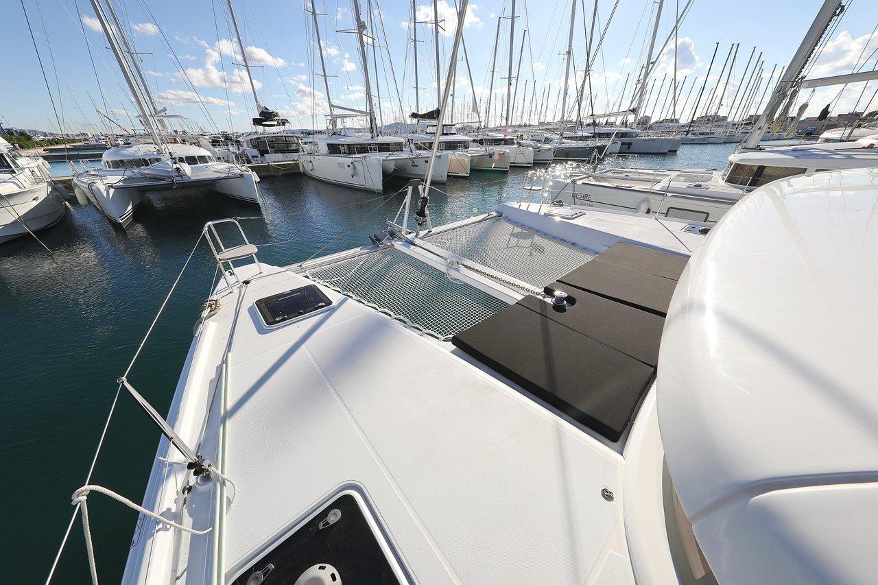 Lagoon 42 - 4 + 2 cab., picture 18