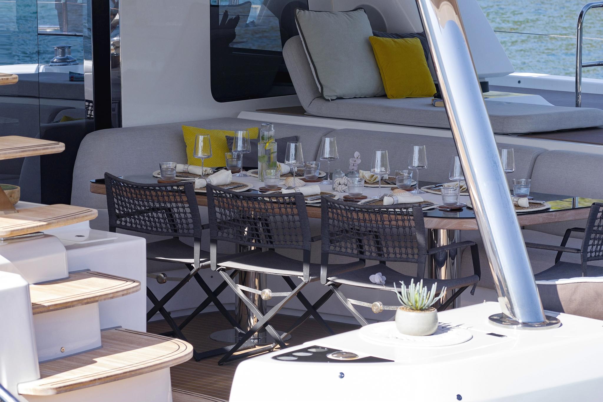 Lagoon Sixty 7, picture 9