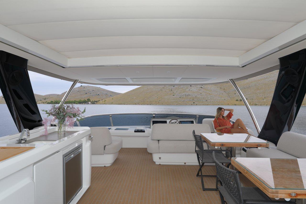 Lagoon Sixty 7, picture 32