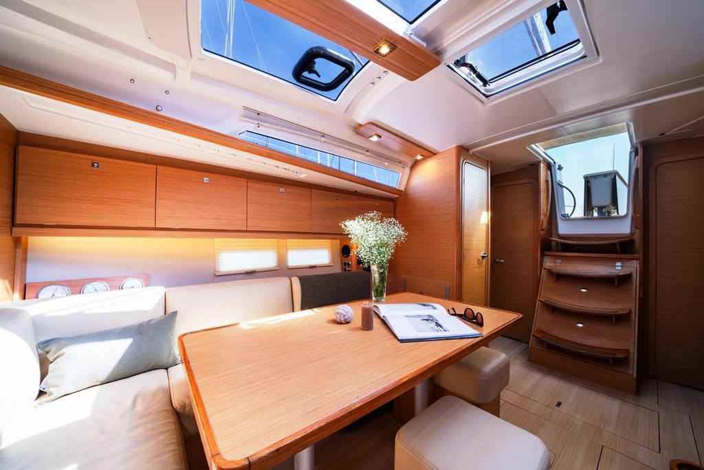 Dufour 390 GL, picture 10