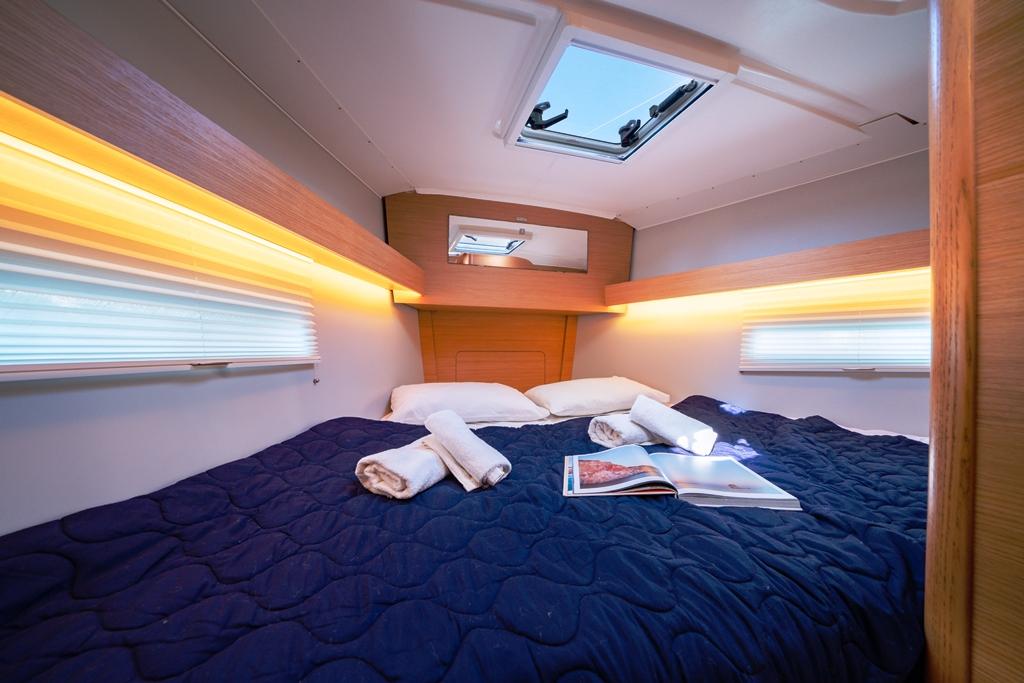 Dufour 390 GL, picture 11