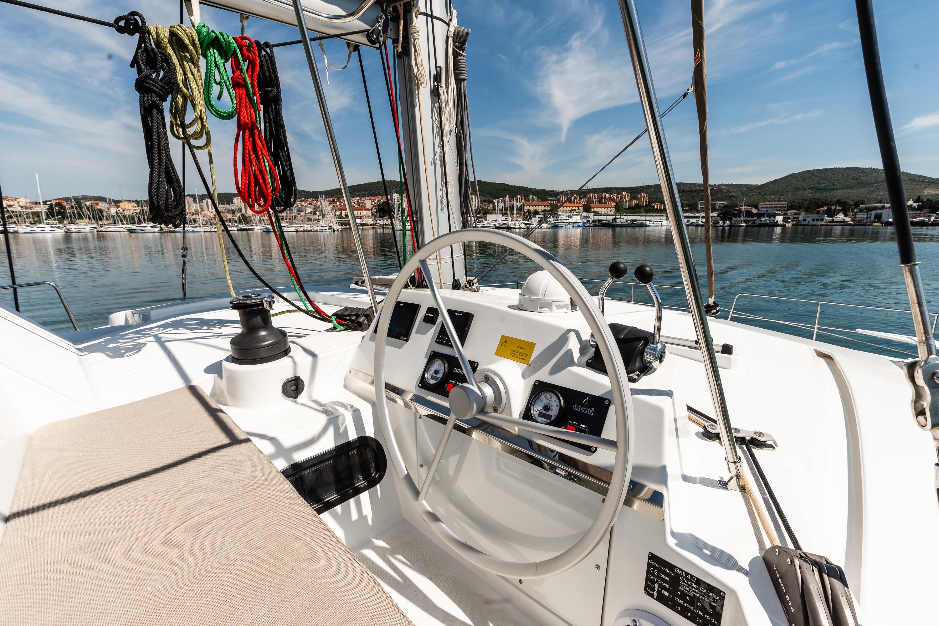 Bali 4.2 - 4 + 1 cab., picture 21