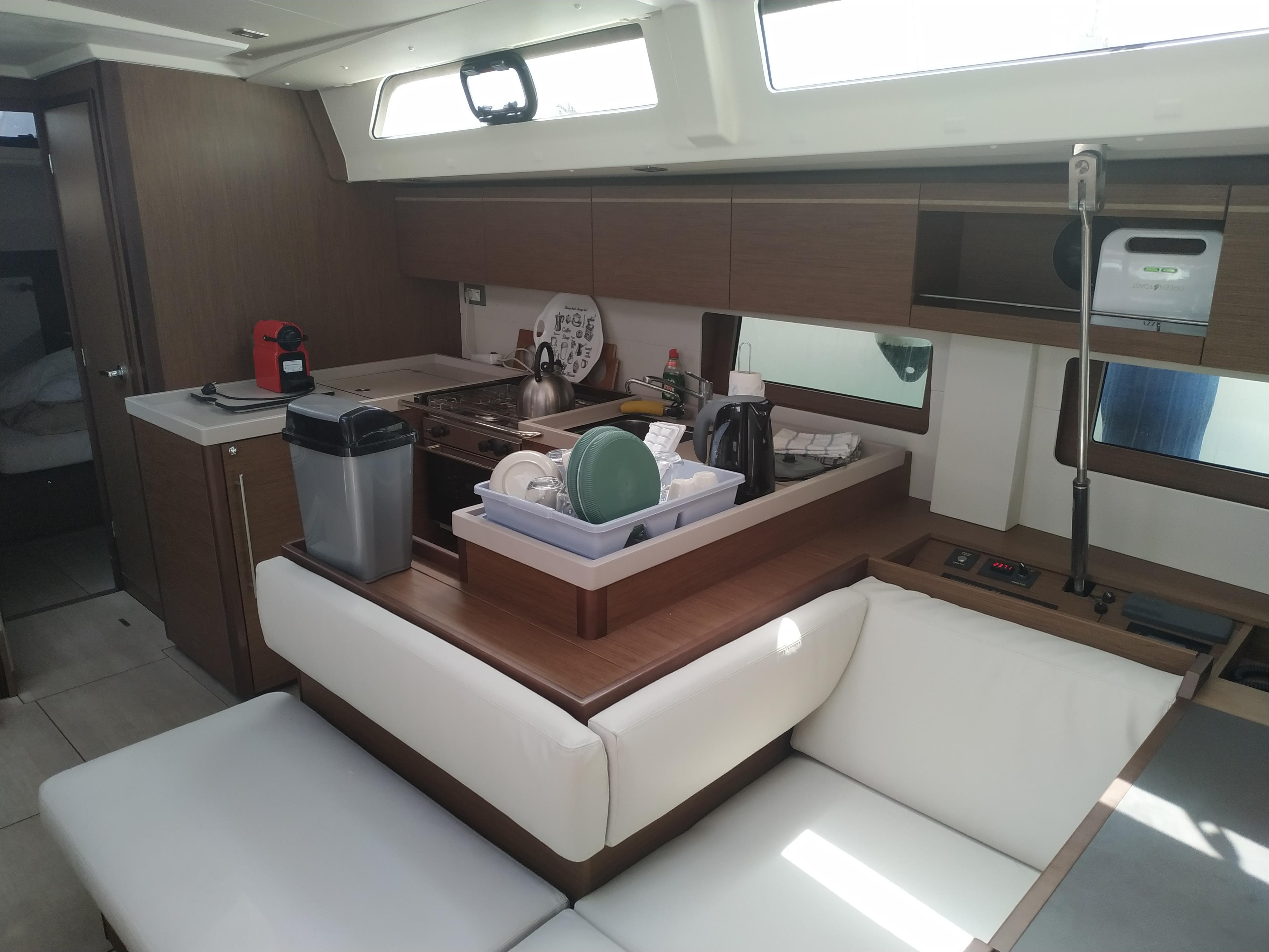 Oceanis 51.1 - 5 + 1 cab., picture 9