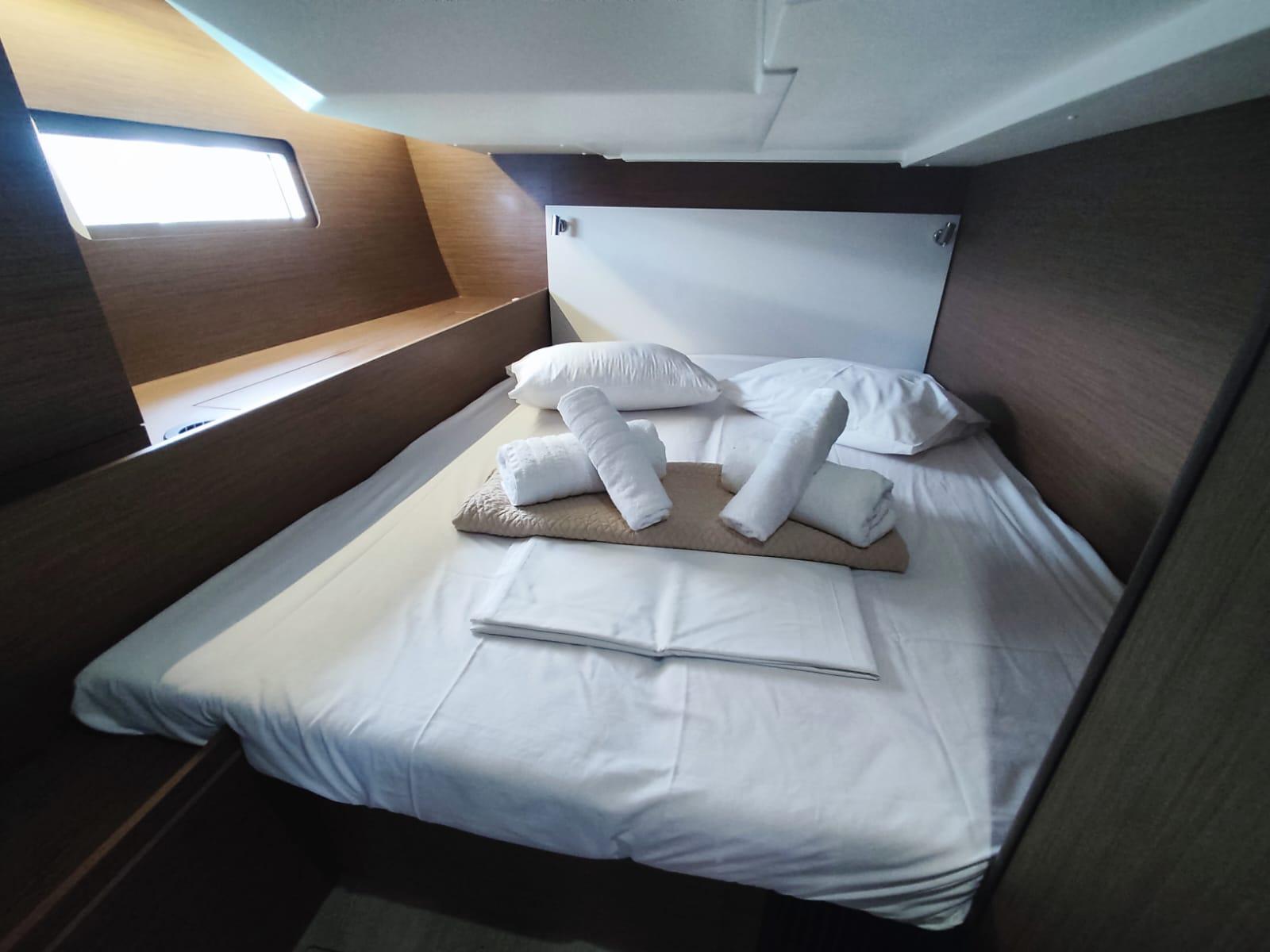 Oceanis 51.1 - 5 + 1 cab., picture 16