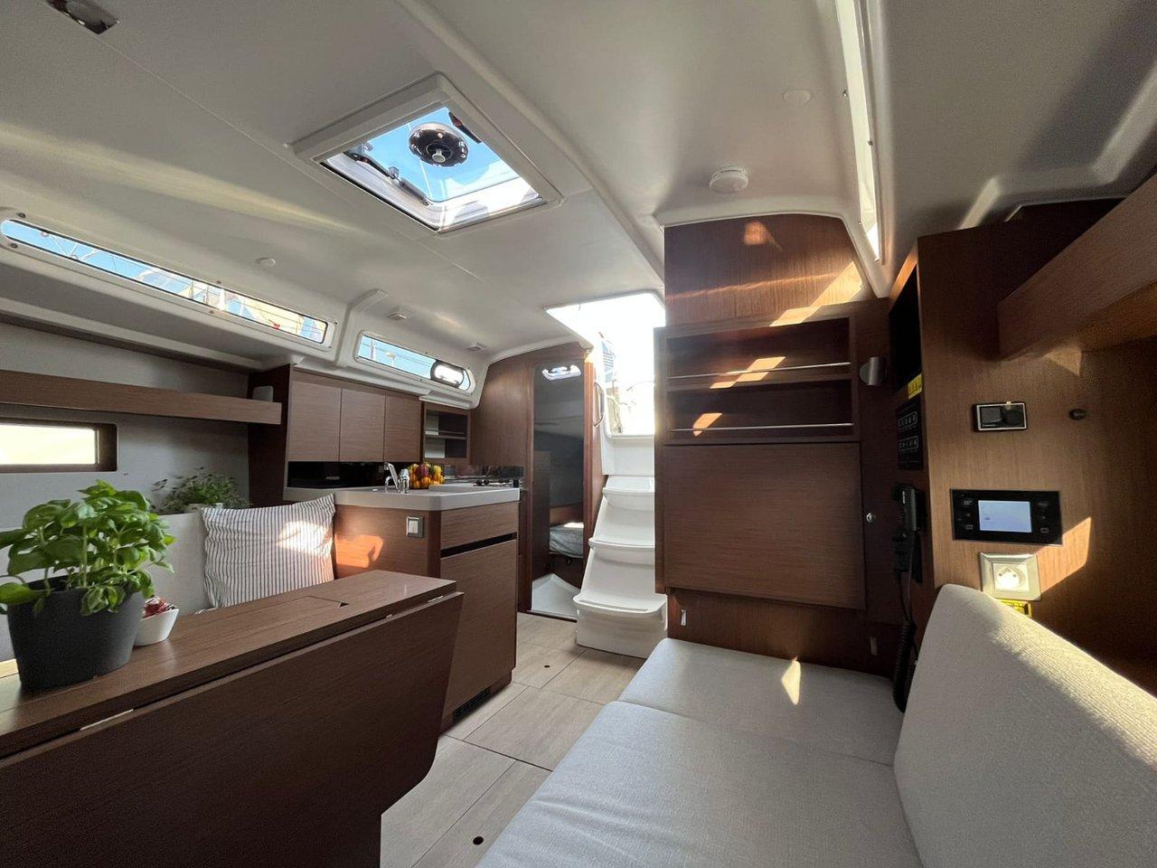 Oceanis 34.1 - 3 cab., picture 15