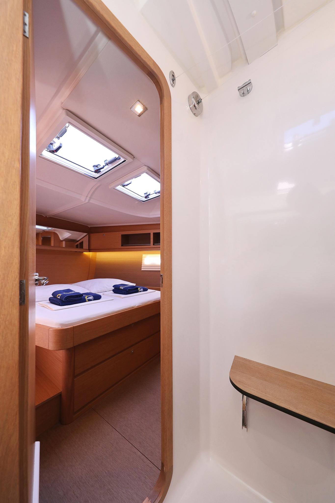 Dufour 460 GL - 3 cab., picture 30