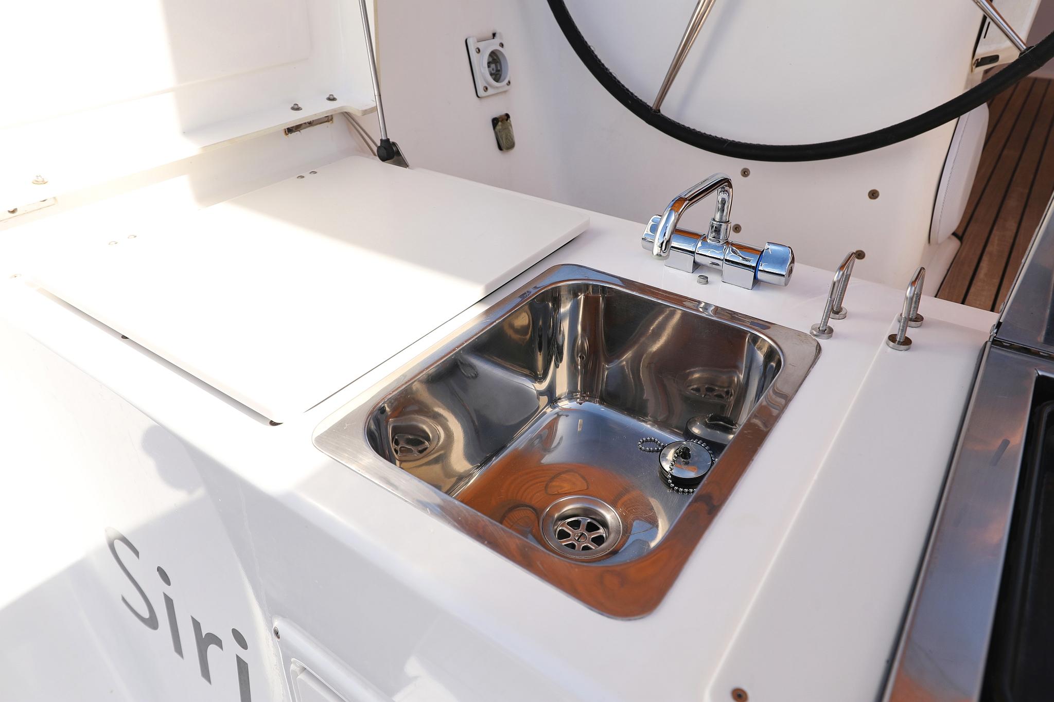 Dufour 460 GL - 3 cab., picture 39