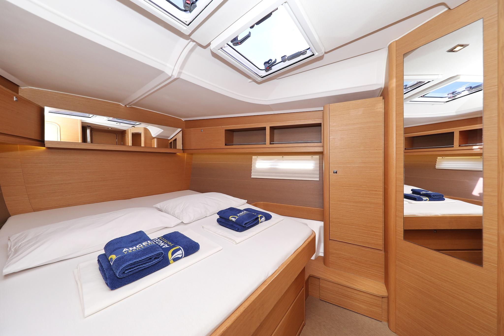 Dufour 460 GL - 3 cab., picture 28