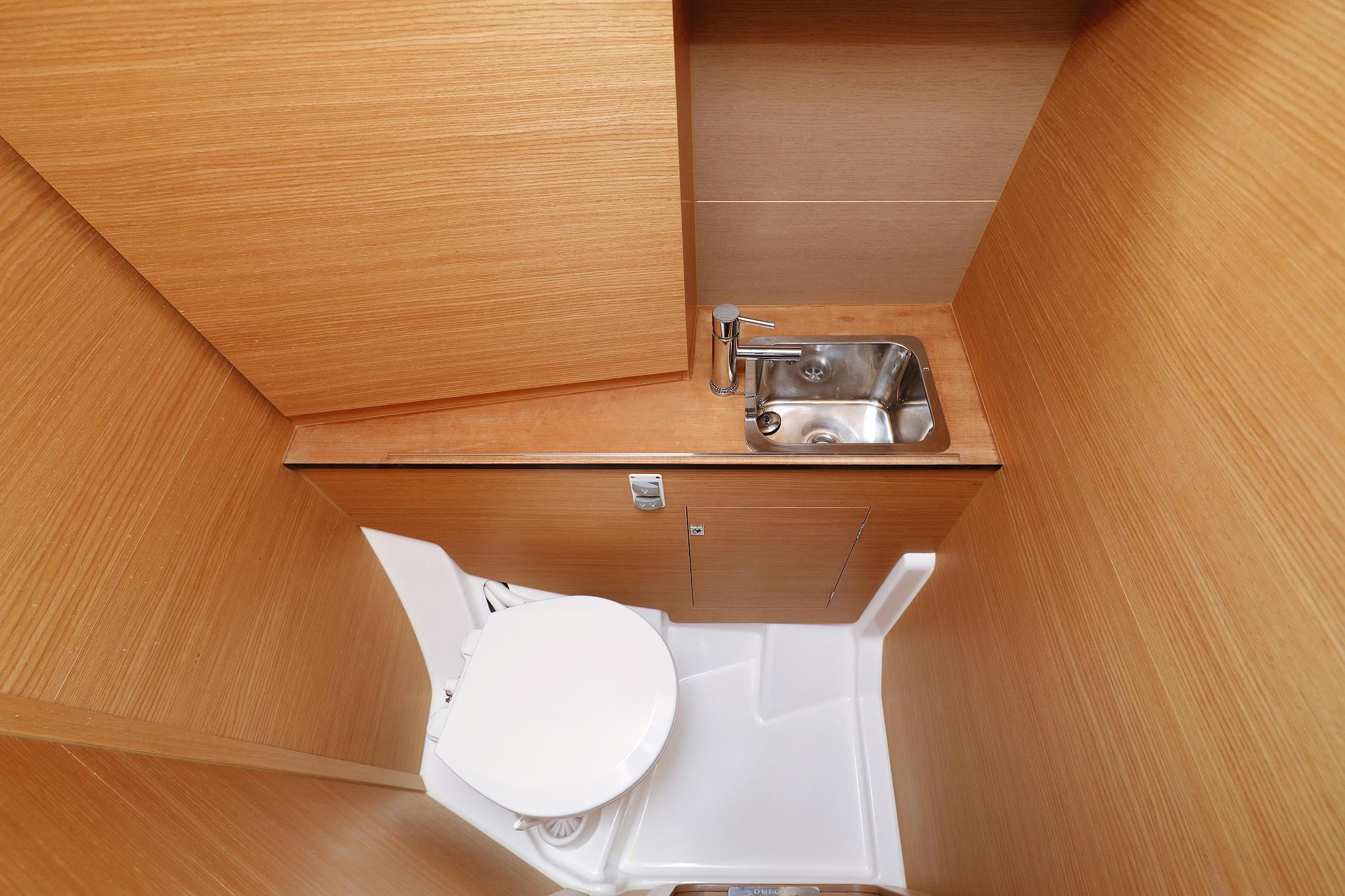 Dufour 460 GL - 3 cab., picture 37