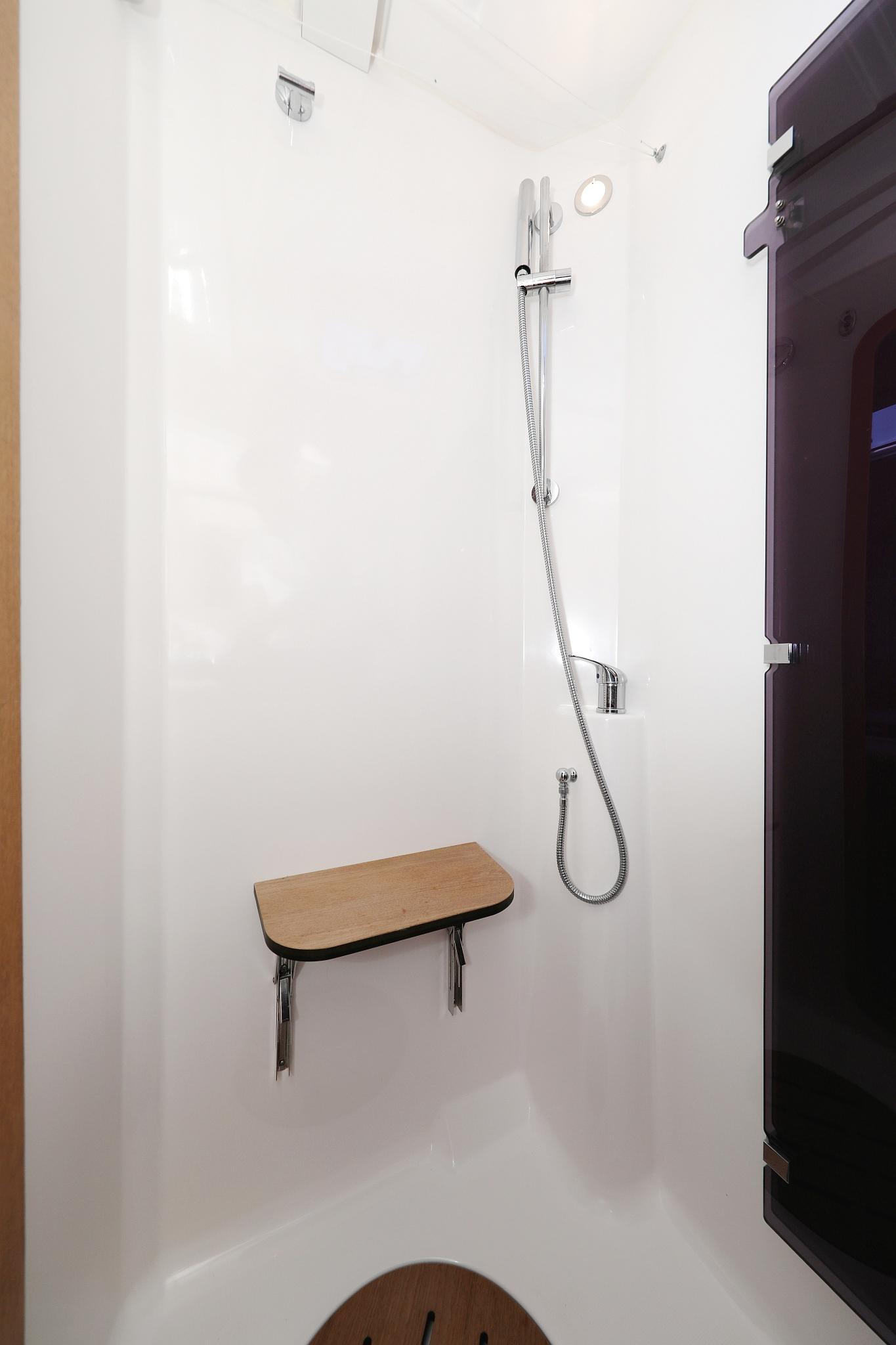 Dufour 460 GL - 3 cab., picture 34