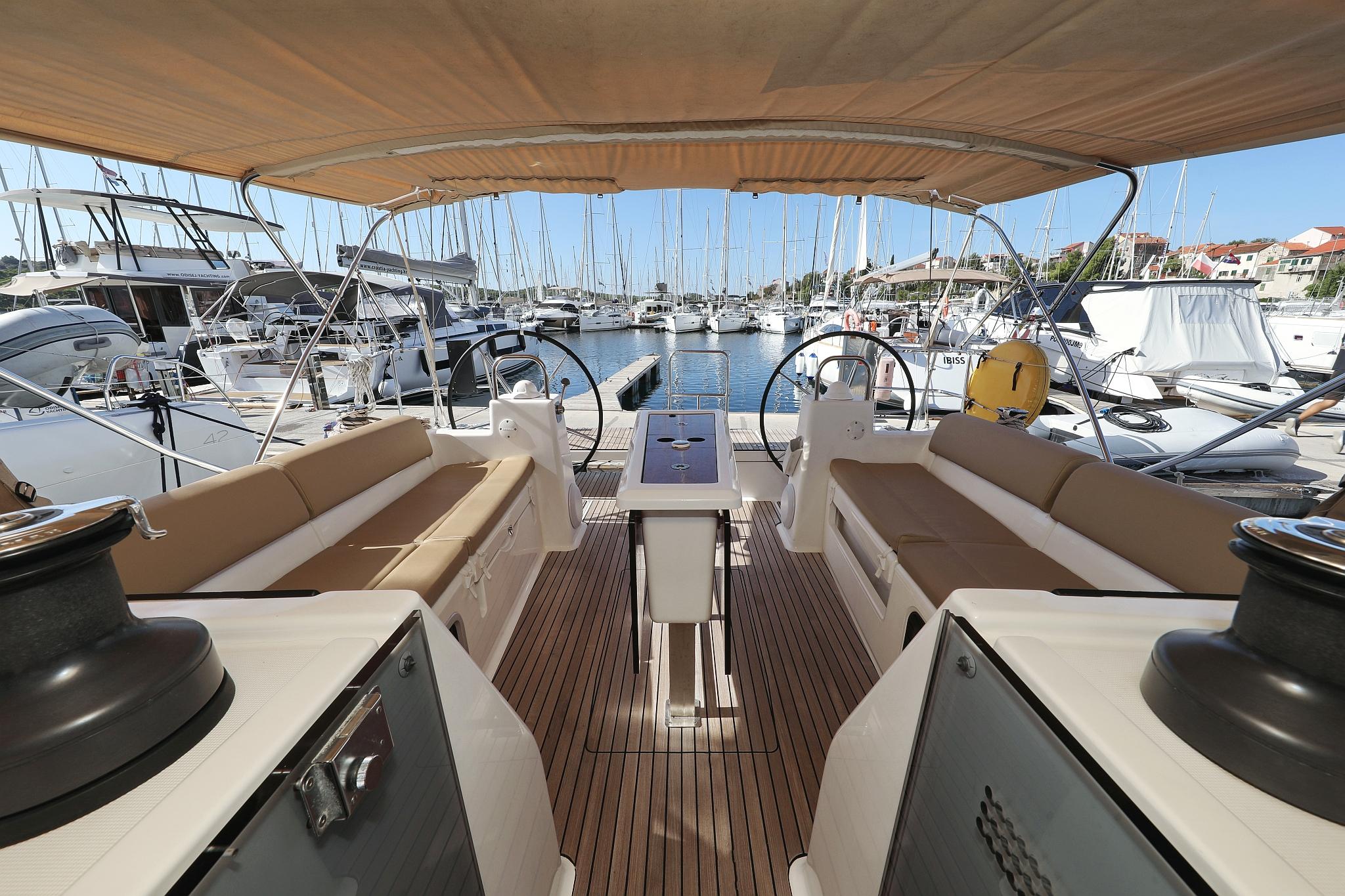 Dufour 460 GL - 3 cab., picture 8