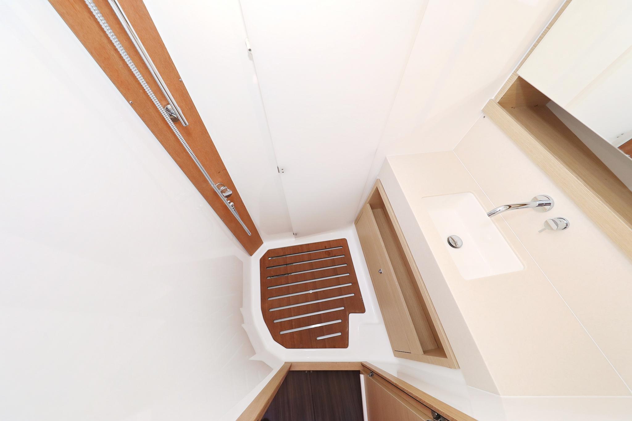 Dufour 470 - 4 cab., picture 39