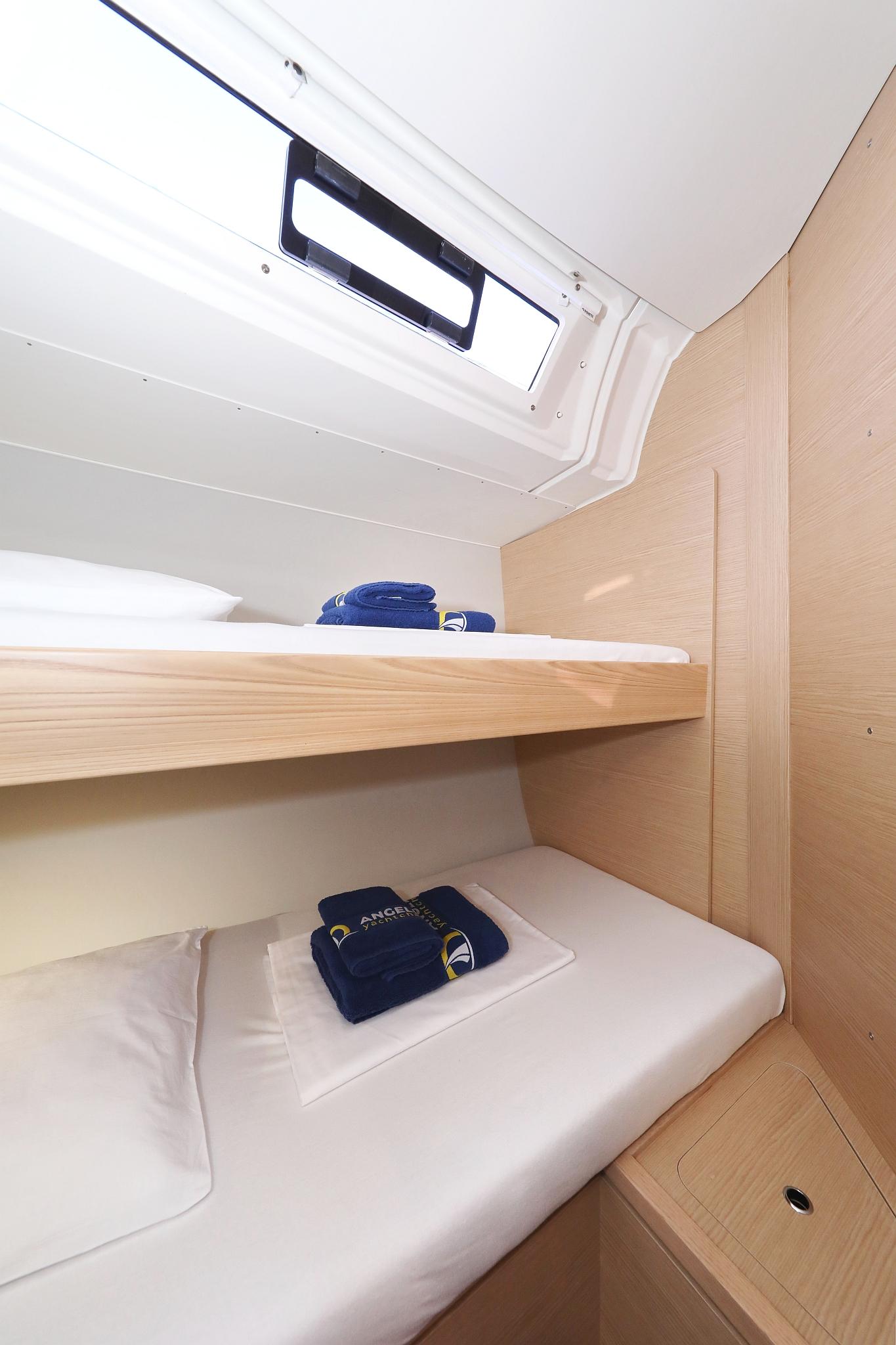 Dufour 470 - 4 cab., picture 25
