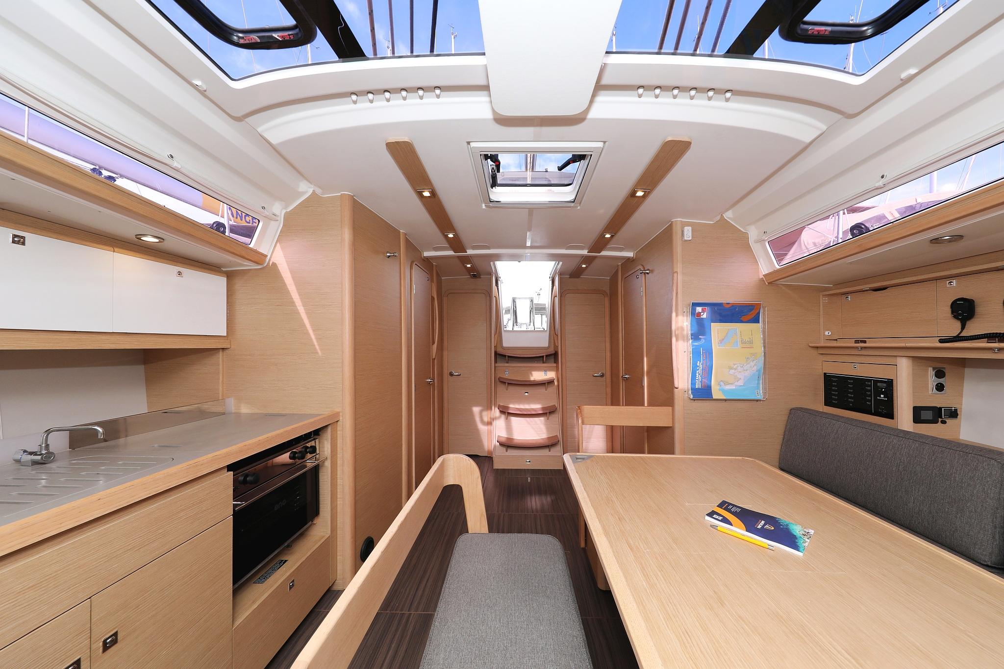 Dufour 430, picture 13