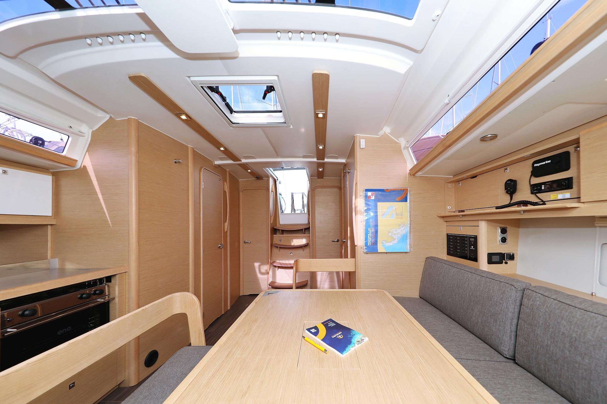 Dufour 430, picture 14