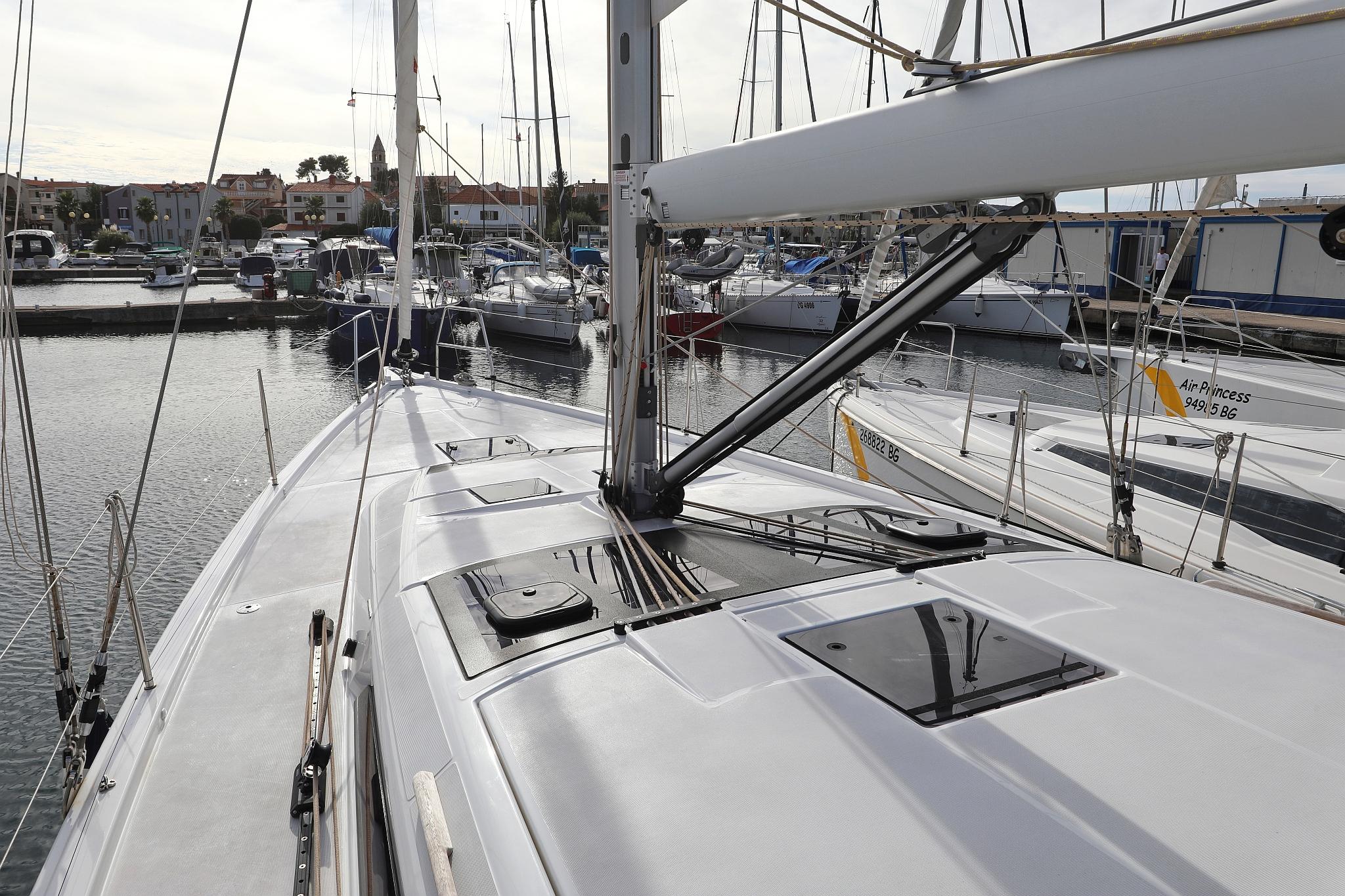 Dufour 430, picture 10