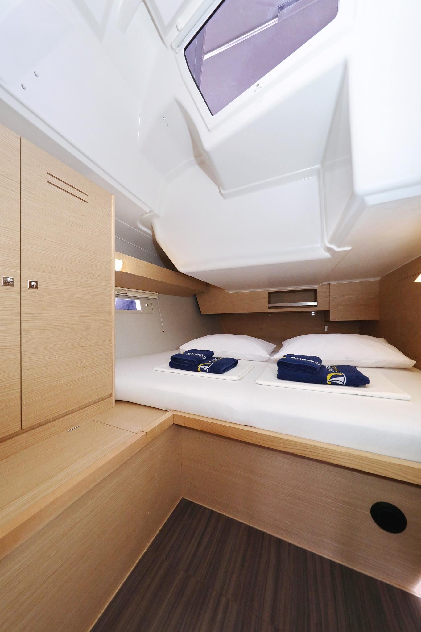 Dufour 430, picture 25