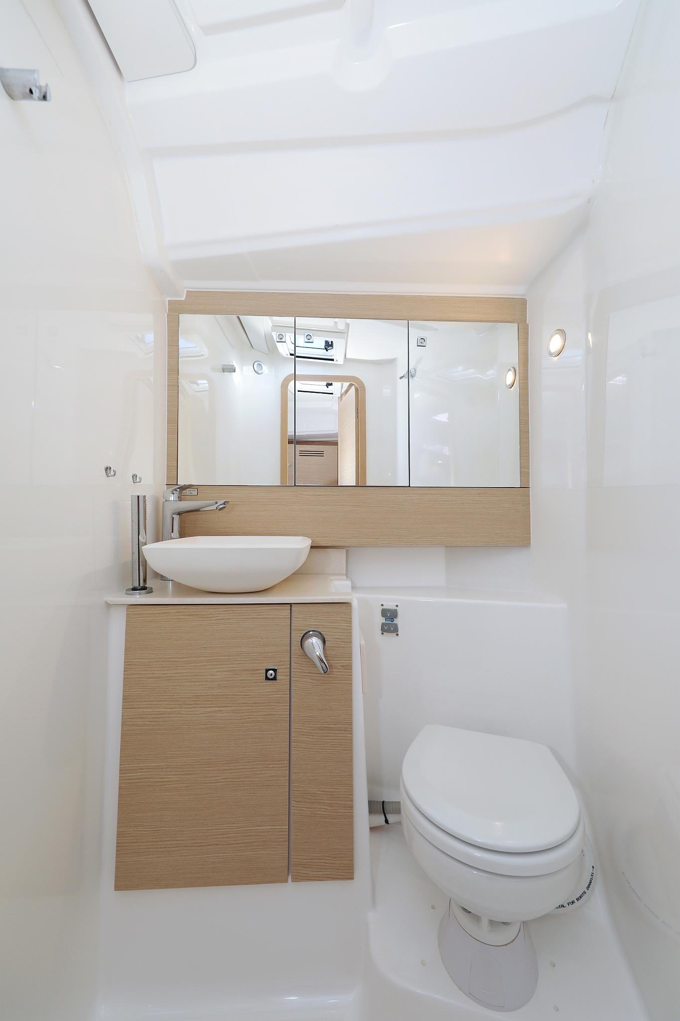 Dufour 430, picture 34