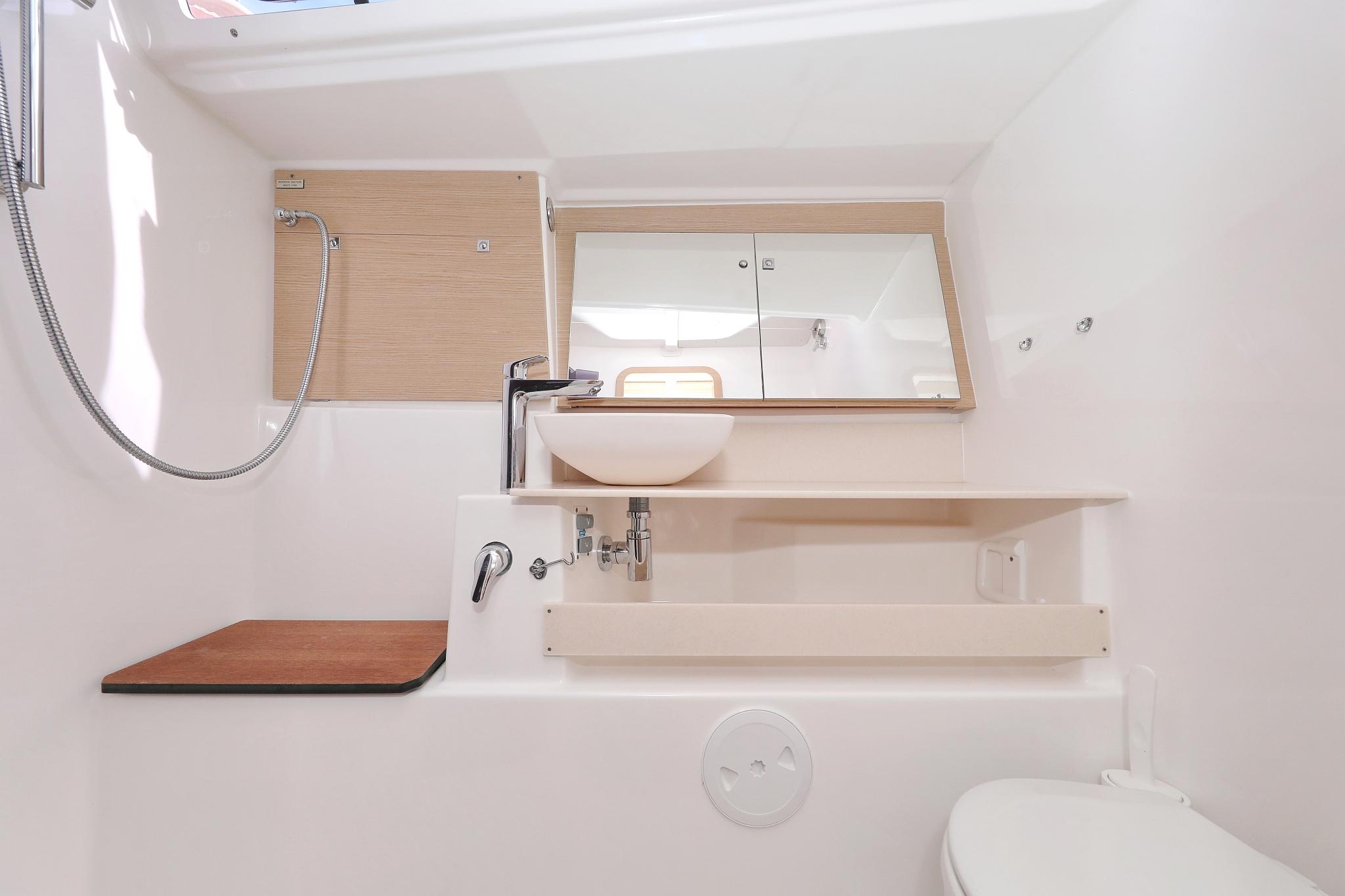 Dufour 430, picture 37