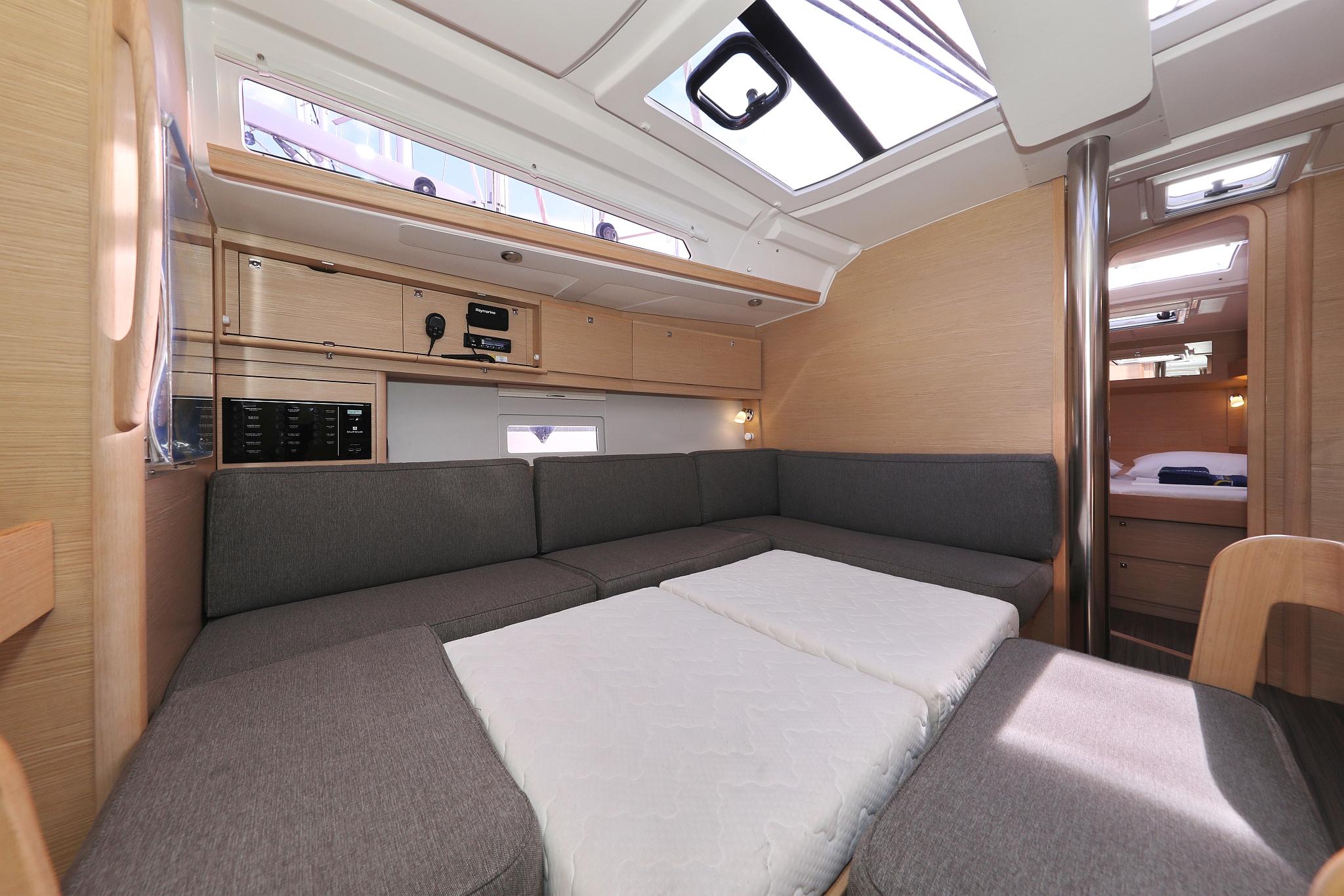 Dufour 430, picture 42