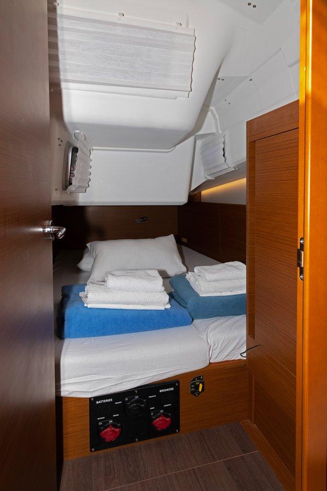 Sun Odyssey 410 - 3 cab., picture 10