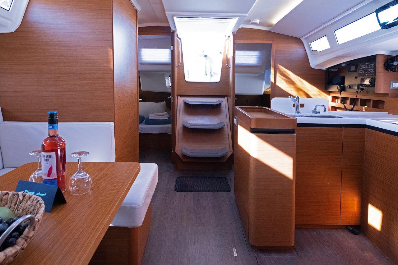 Sun Odyssey 410 - 3 cab., picture 8