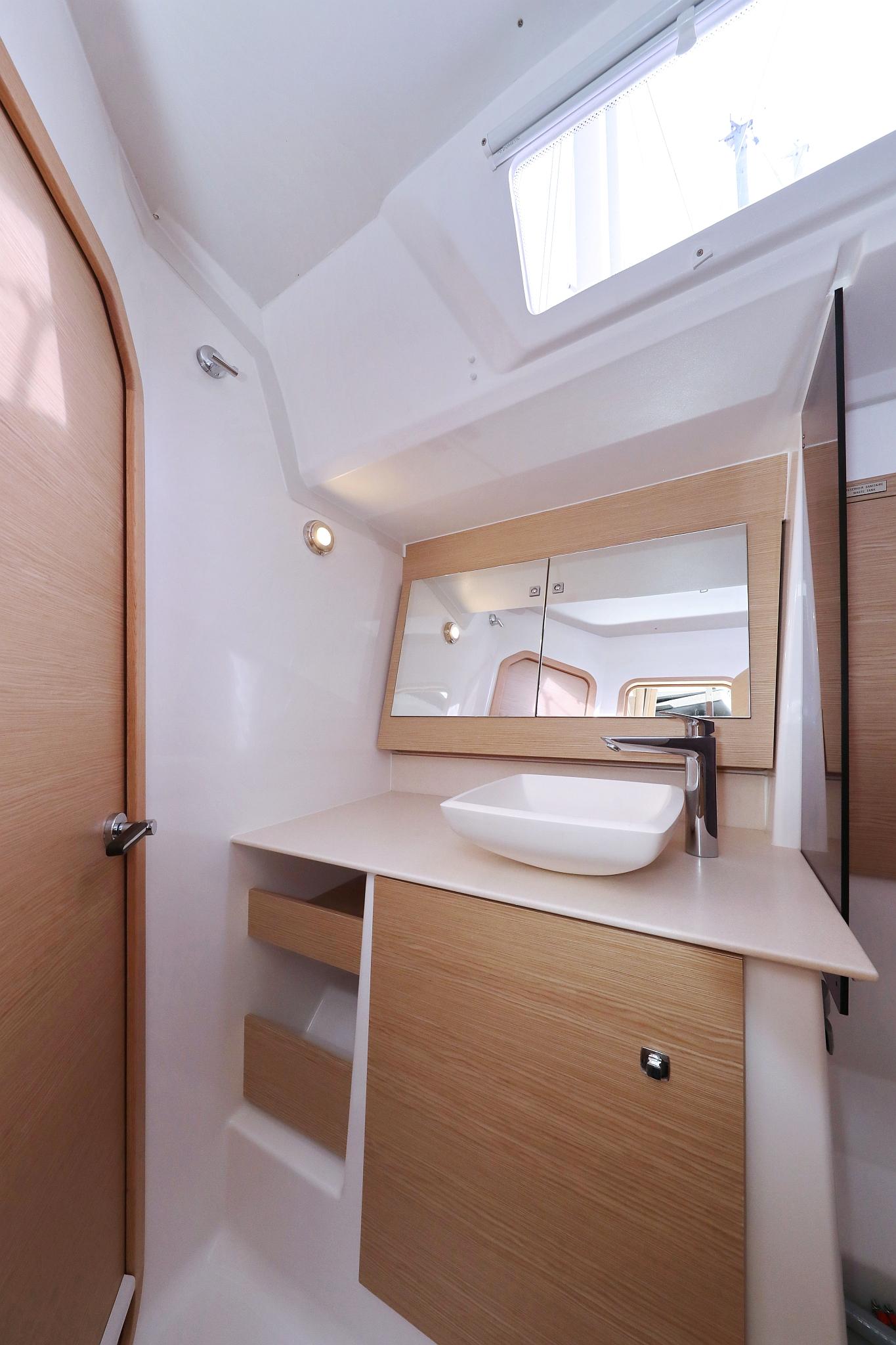 Dufour 56 Exclusive - 5 + 1 cab., picture 38