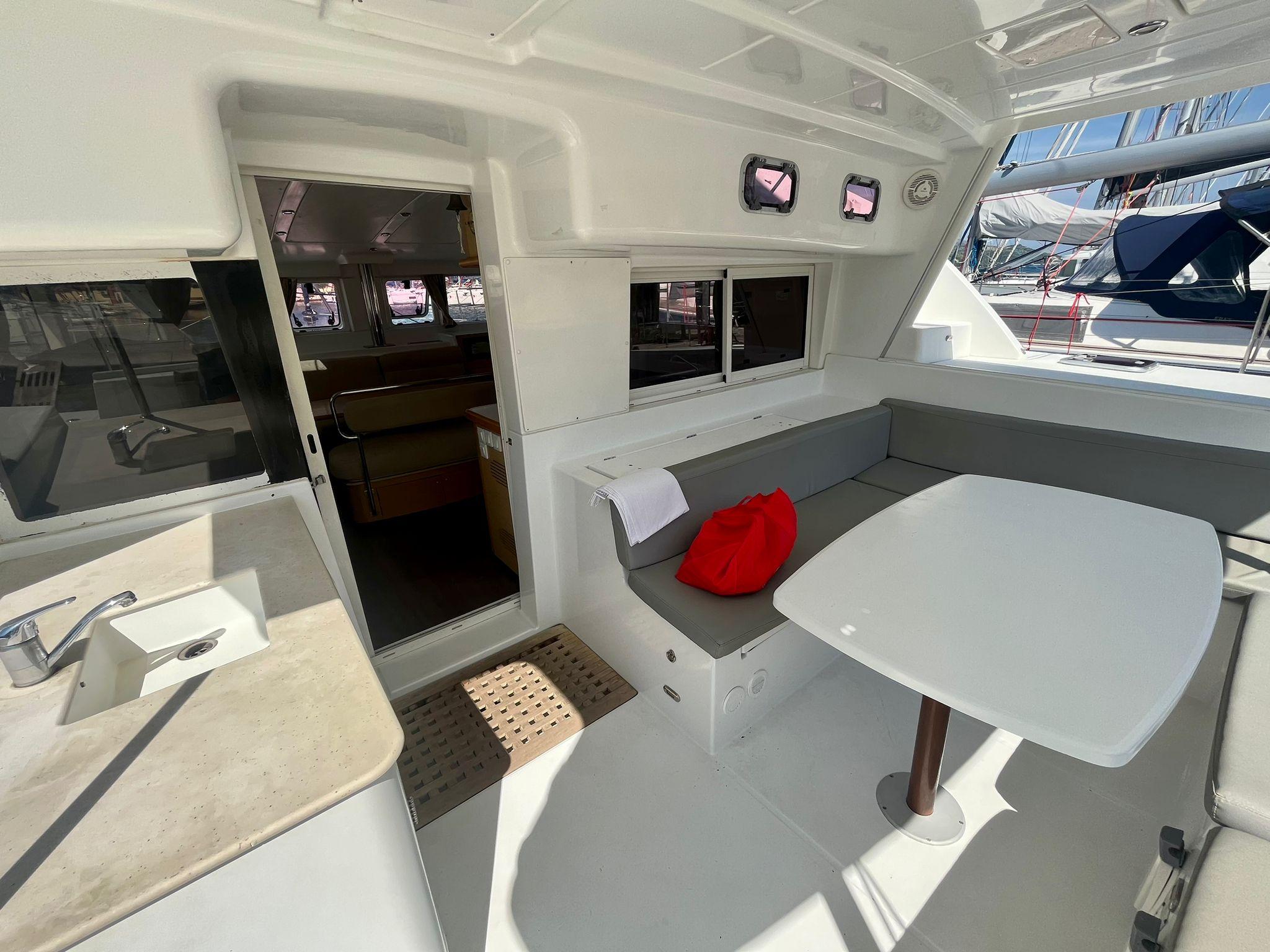 Lagoon 440 - 4 + 1 cab., picture 12