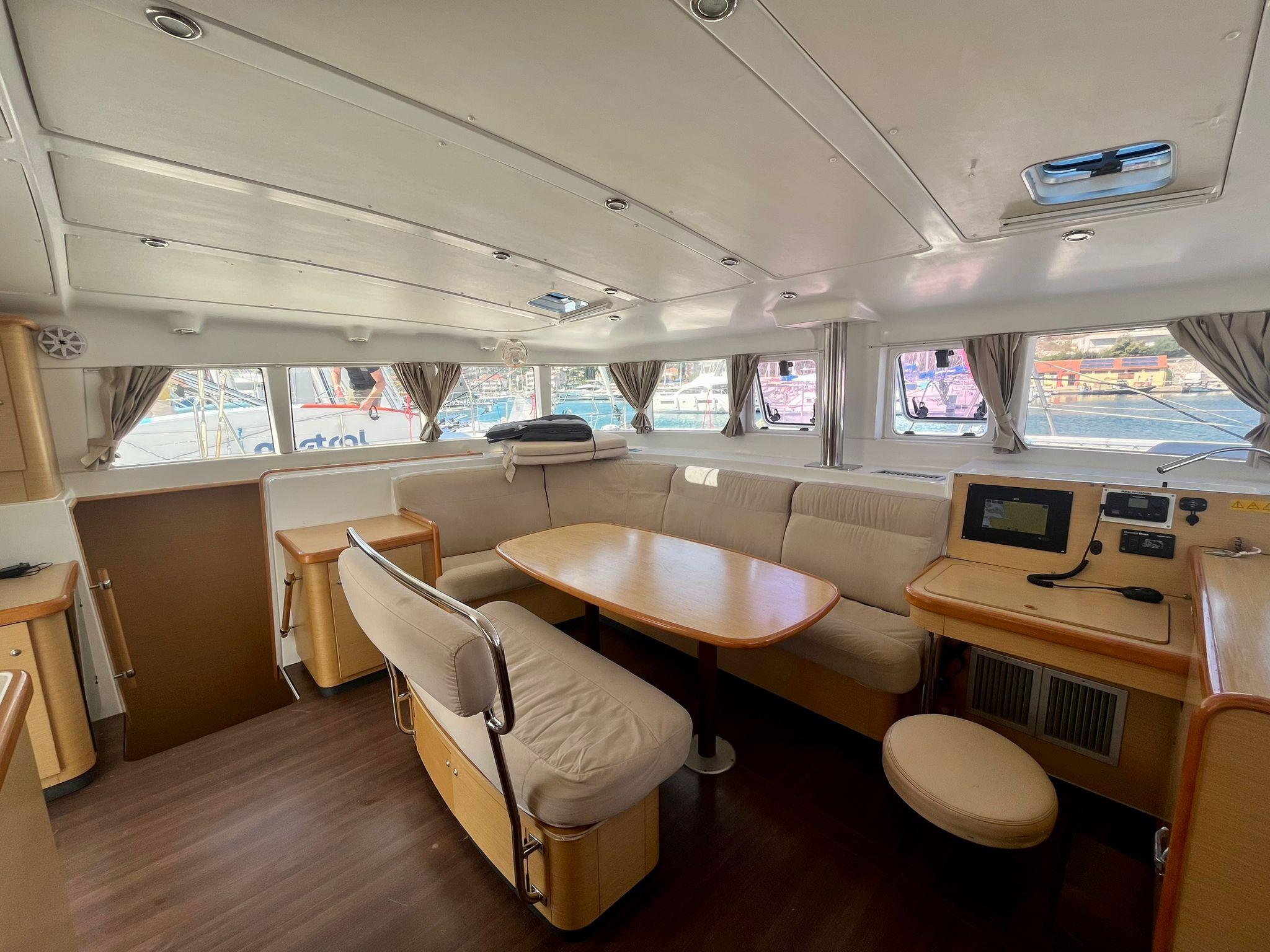 Lagoon 440 - 4 + 1 cab., picture 7