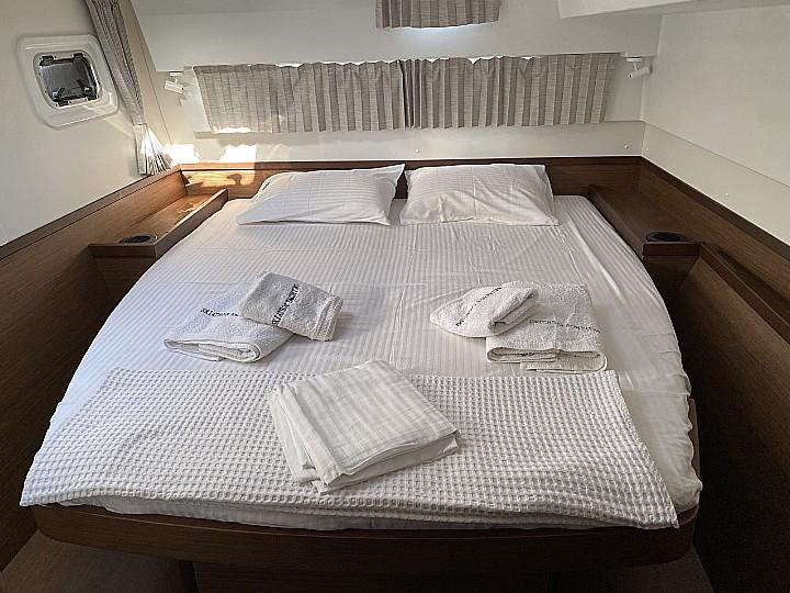 Lagoon 42 - 4 + 2 cab., picture 8