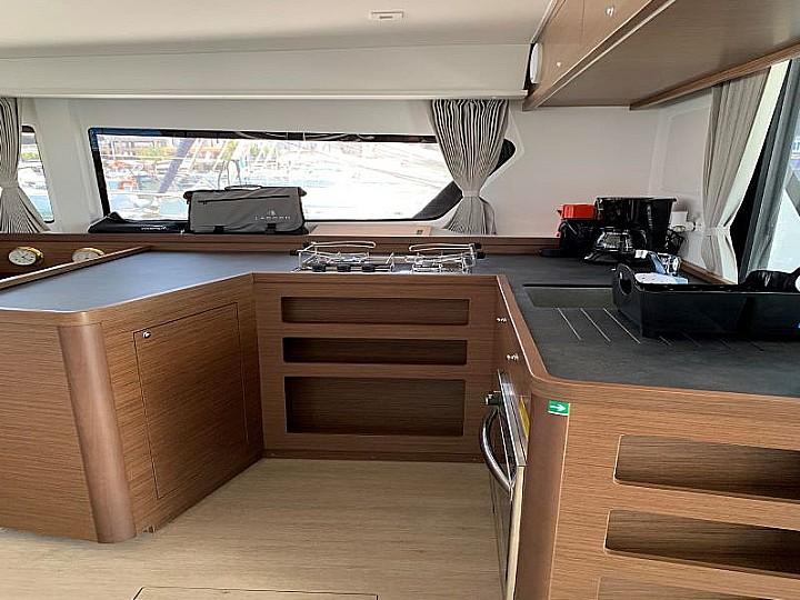 Lagoon 42 - 4 + 2 cab., picture 7