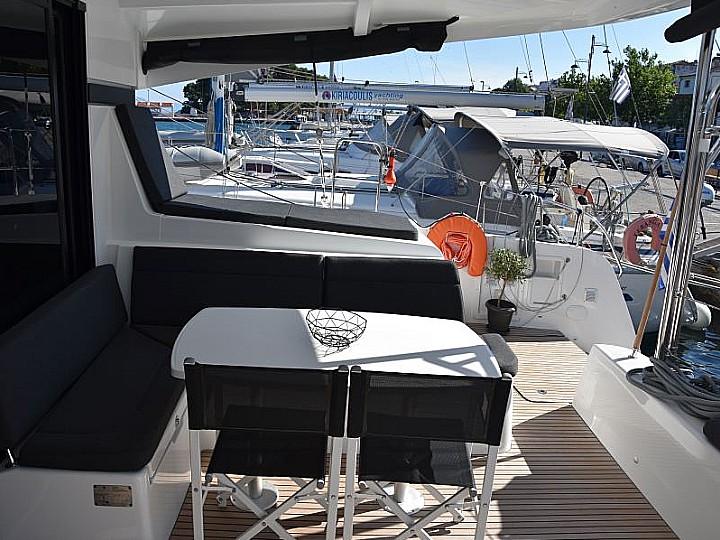 Lagoon 42 - 4 + 2 cab., picture 4