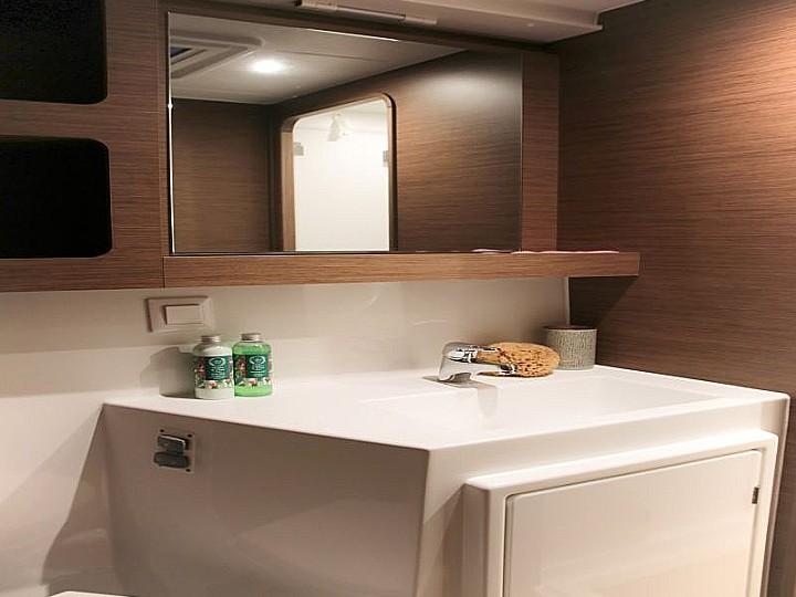 Lagoon 42 - 4 + 2 cab., picture 8