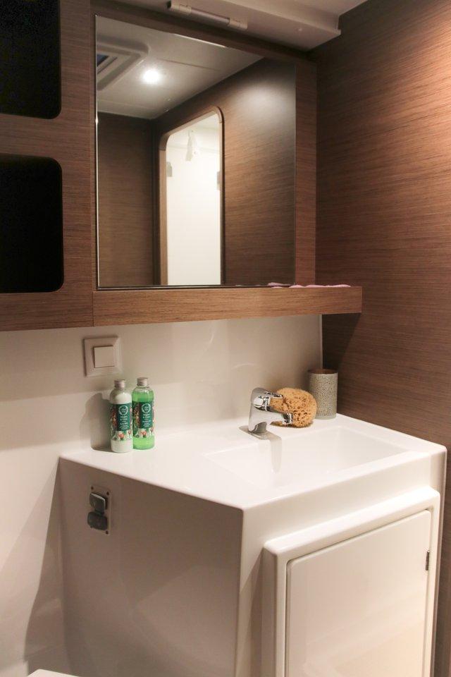 Lagoon 42 - 4 + 2 cab., picture 14