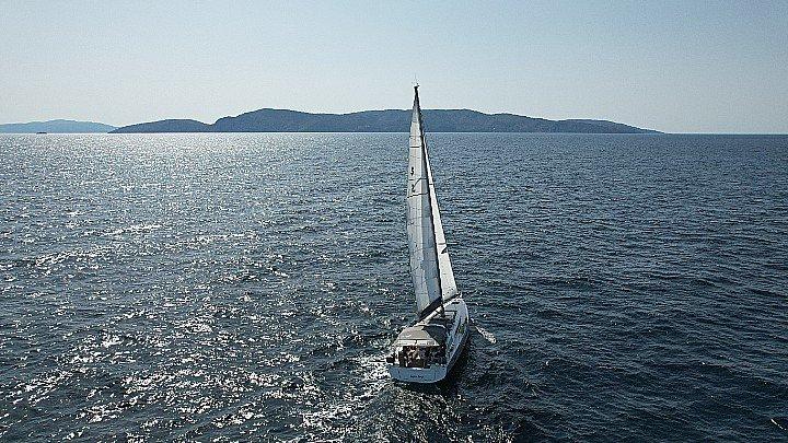 Oceanis 51.1 - 5 + 1 cab., picture 6