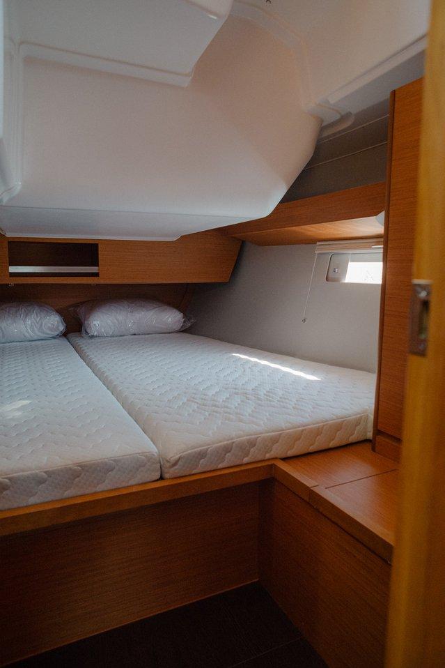 Dufour 430, picture 17