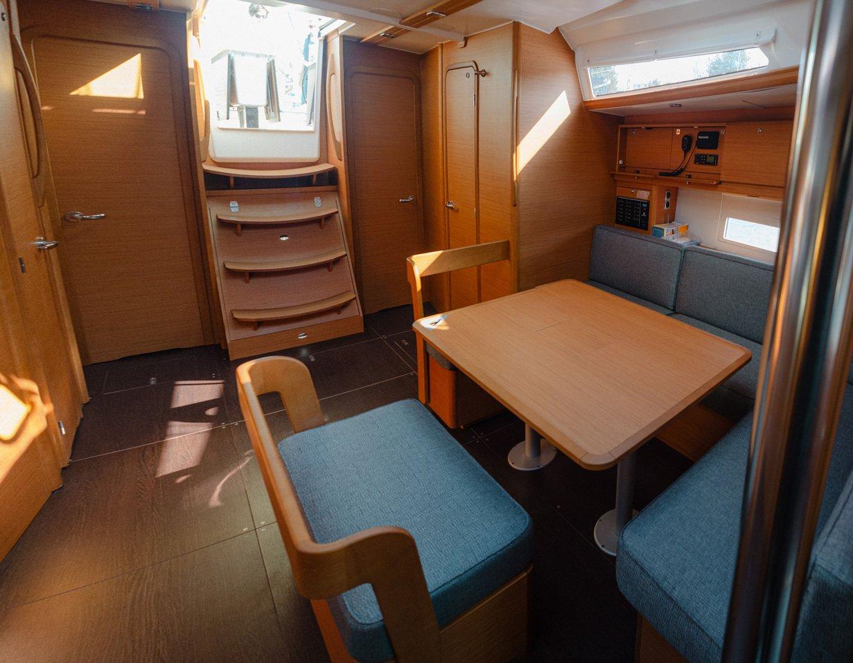 Dufour 430, picture 13