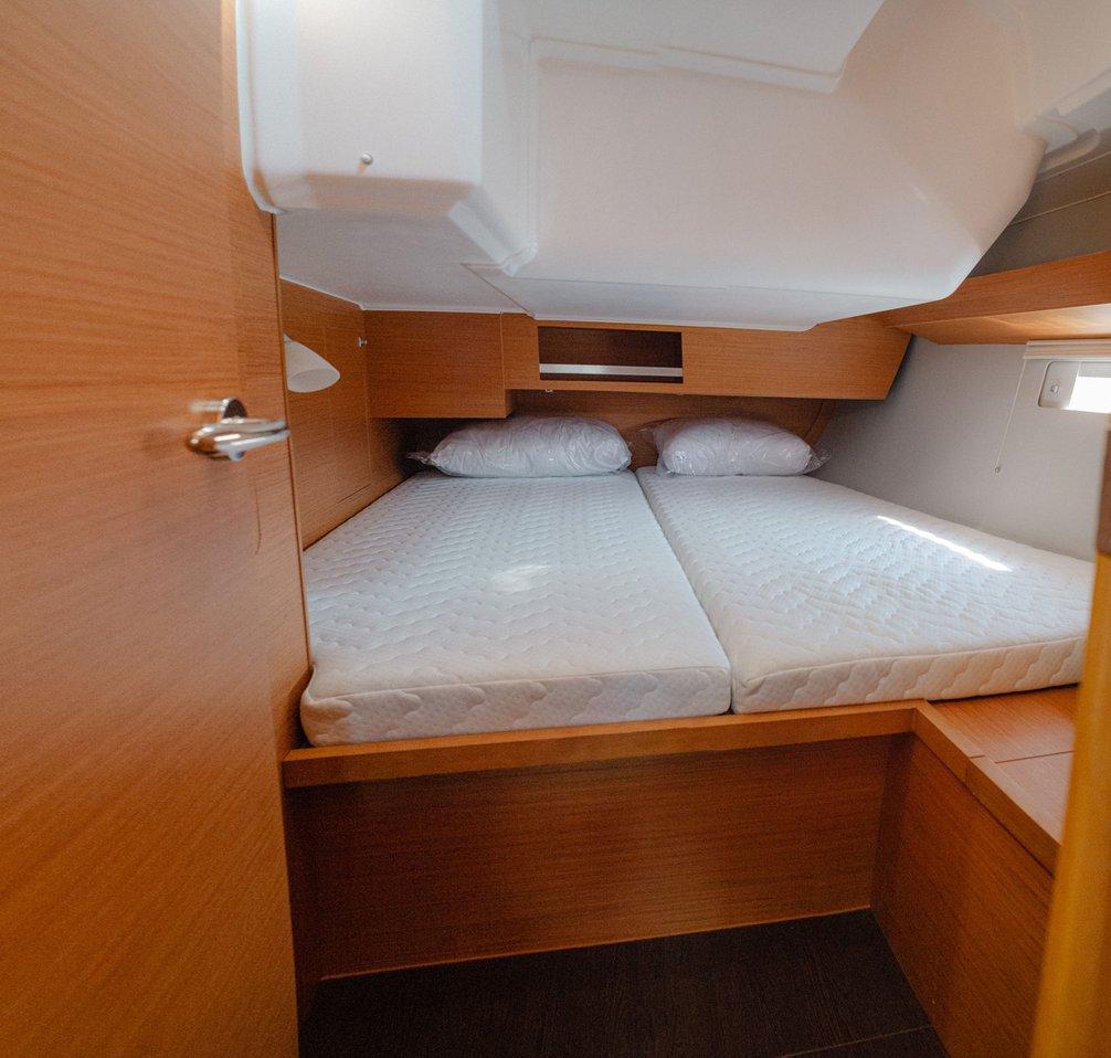 Dufour 430, picture 16