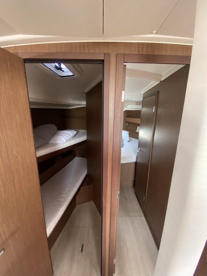 Oceanis 40.1, picture 8