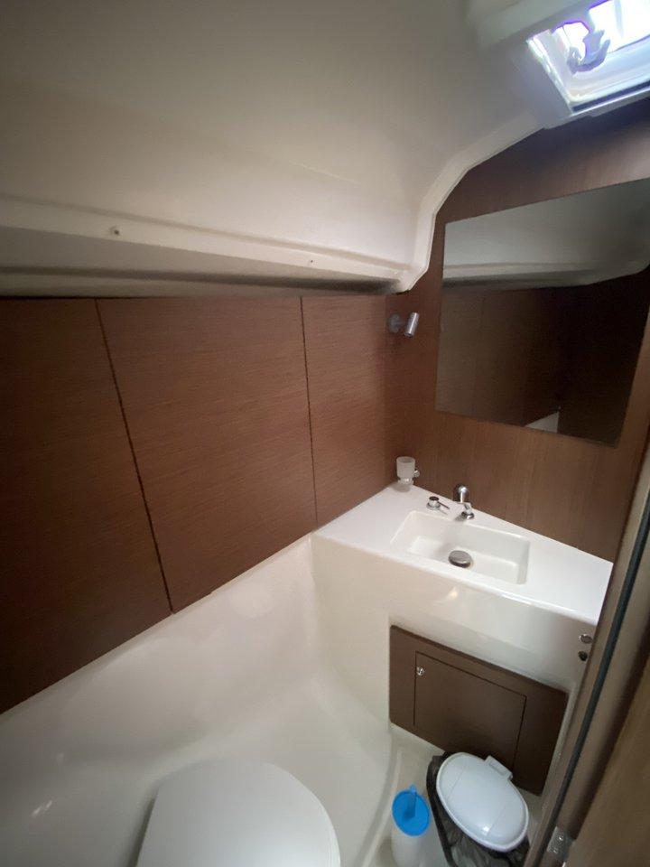 Oceanis 40.1, picture 11